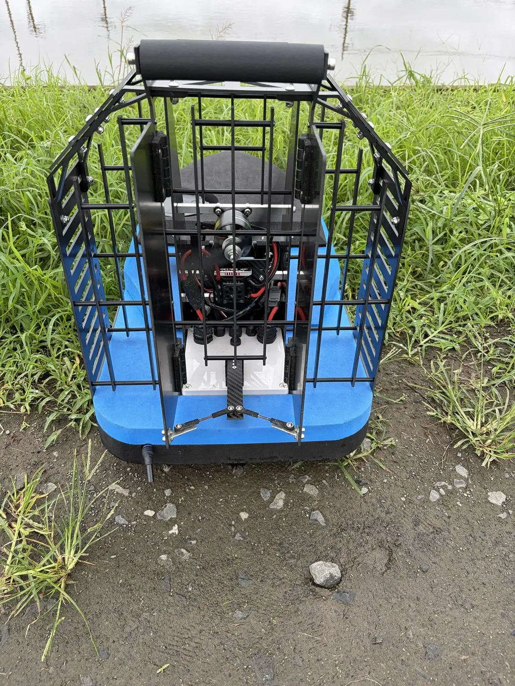 LAXAS カーボンフレームのクローズアップ